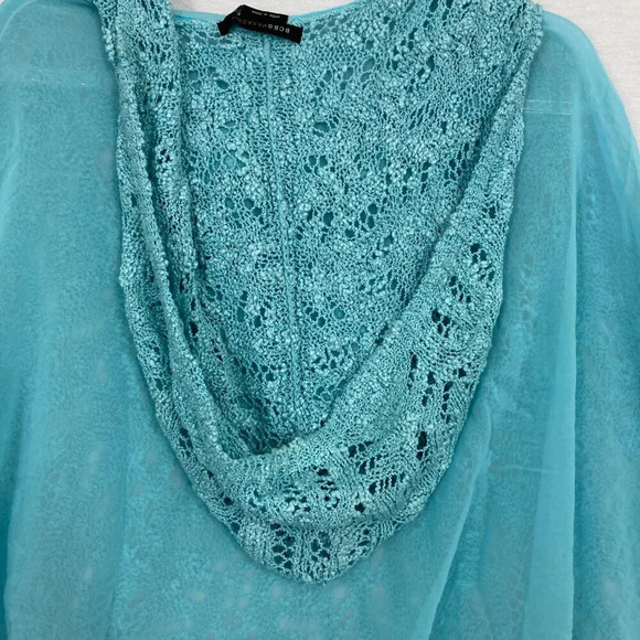 New BCBGMaxAzria Blue Turquoise Mixed Media Boho Crochet Chiffon Poncho Top XL - Picture 10 of 12